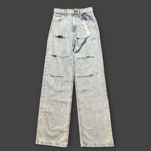 NWT Highway Jeans Light Wash High Rise Distressed Front Size 5 wide straight leg